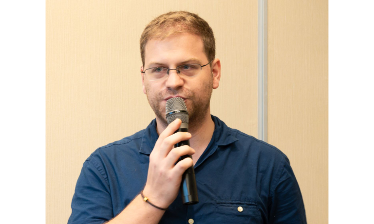 Philip Mulder 穆飛