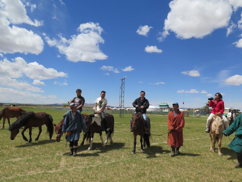 1611292011kzmI